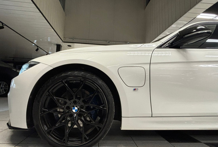BMW Série 3 330e 2.0 ESSENCE/HYBRIDE M SPORT PACK PERFORMANCE 252 CV