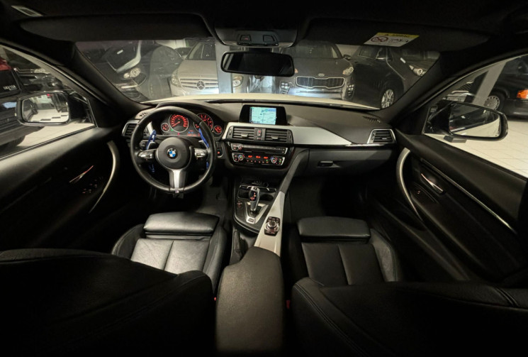 BMW Série 3 330e 2.0 ESSENCE/HYBRIDE M SPORT PACK PERFORMANCE 252 CV