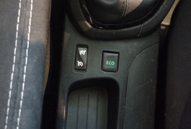 Renault Clio 4 1.5 dCi 90 ch Intens – Garantie minimum 6 mois