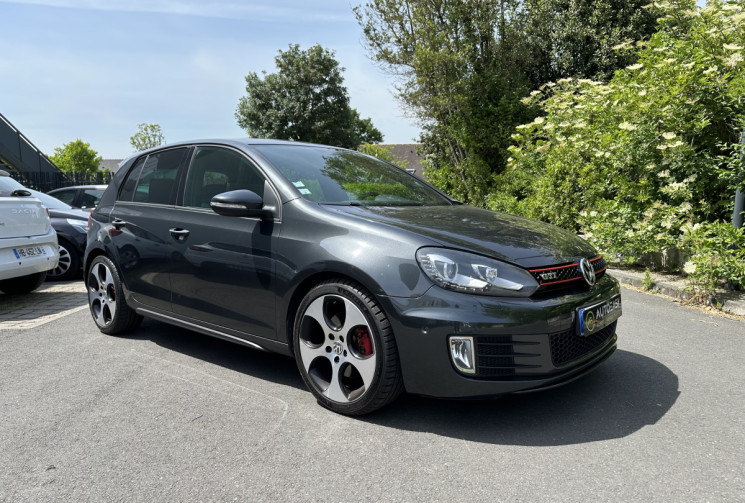 Volkswagen Golf 2.0 TSI 210ch GTI DSG6 5p