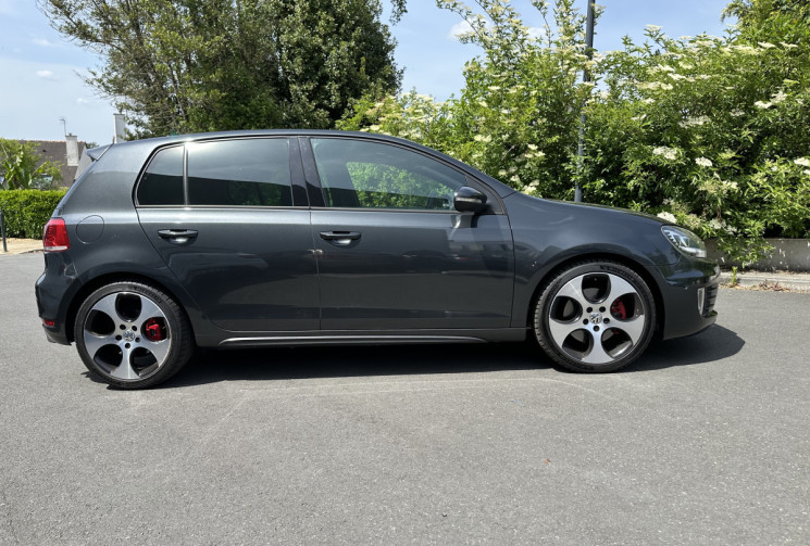 Volkswagen Golf 2.0 TSI 210ch GTI DSG6 5p