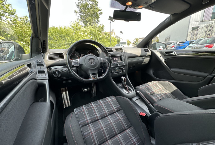 Volkswagen Golf 2.0 TSI 210ch GTI DSG6 5p