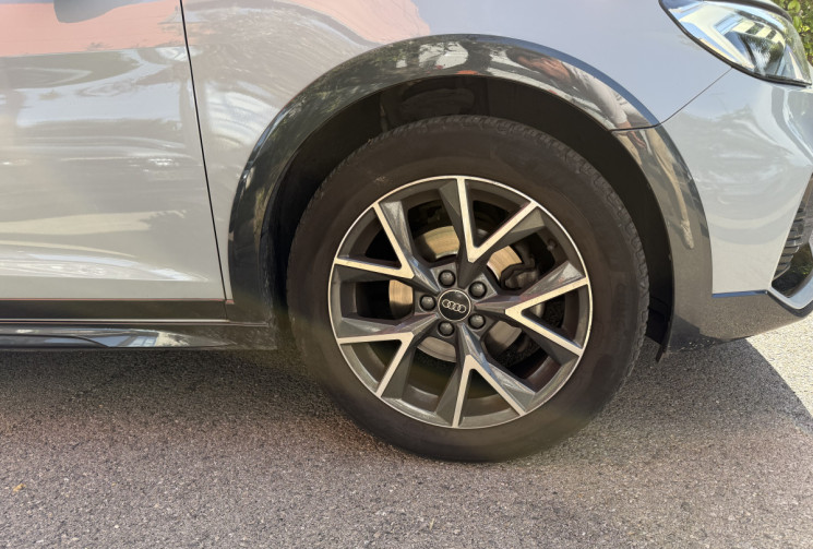 Audi A1 SPORTBACK 30 TFSI Stronic 110cv AllStreet 1ere main / Tout équipée / All Street