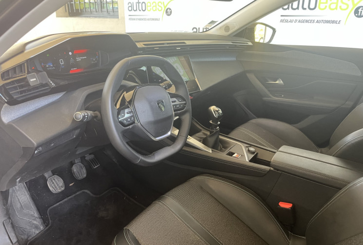 Peugeot 308 1.2 THP Allure pack Puretech 130 ch / Faible Kilométrage