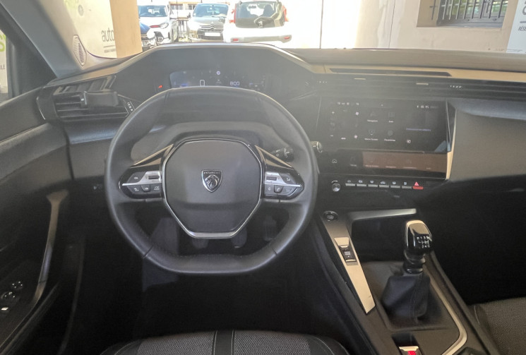 Peugeot 308 1.2 THP Allure pack Puretech 130 ch / Faible Kilométrage