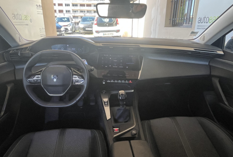 Peugeot 308 1.2 THP Allure pack Puretech 130 ch / Faible Kilométrage