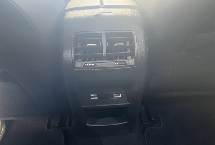 Peugeot 308 1.2 THP Allure pack Puretech 130 ch / Faible Kilométrage