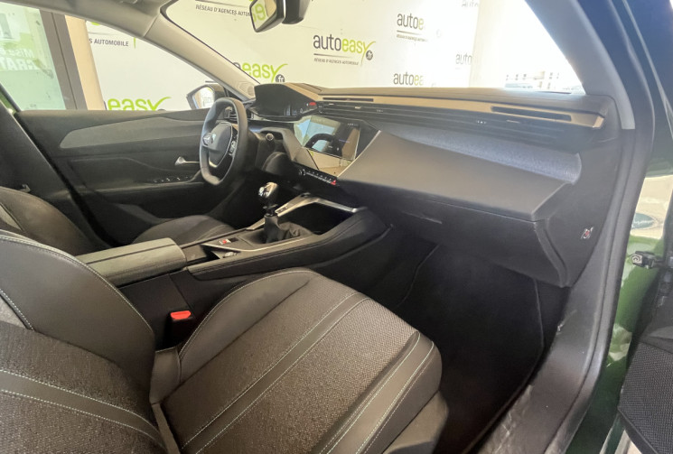 Peugeot 308 1.2 THP Allure pack Puretech 130 ch / Faible Kilométrage