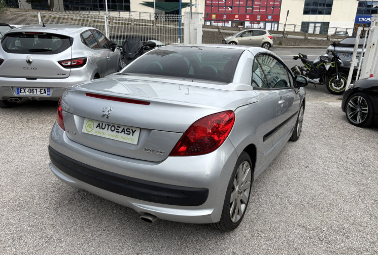Peugeot 207 CC 1.6 16V 120 Ch FELINE 