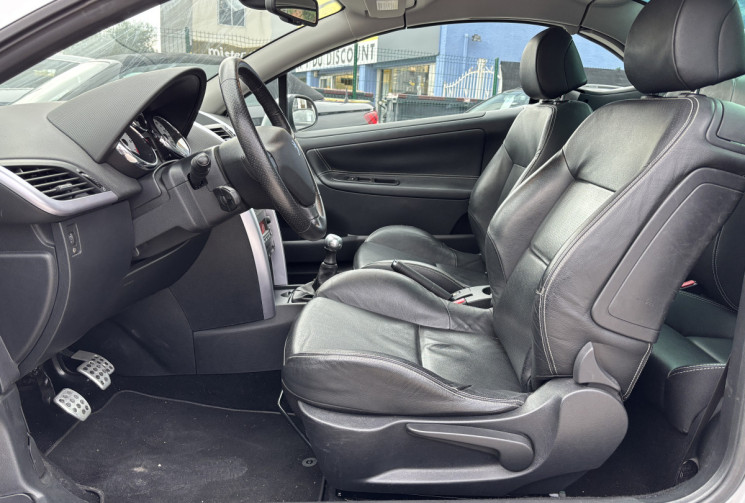 Peugeot 207 CC 1.6 16V 120 Ch FELINE 