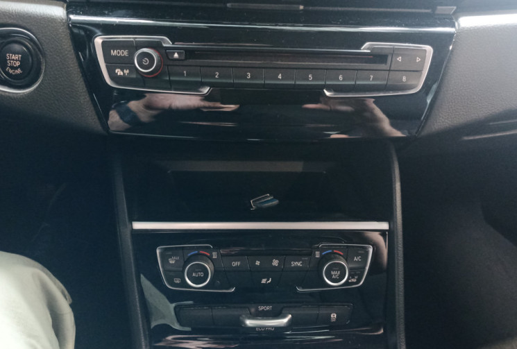 BMW SERIE 2 ACTIVETOURER F45 216d 116 ch Business/Garantie 6 mois MINIMUM