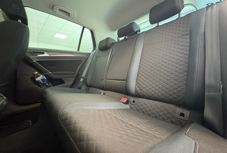 Volkswagen Golf VII 2.0 TDI IQ DRIVE DSG7