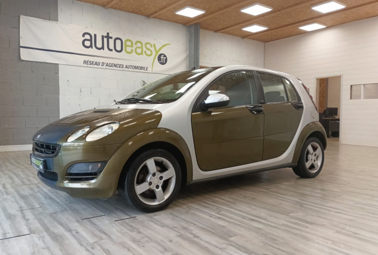 SMART FORFOUR POUR PRO (454) 1.1 i 75cv