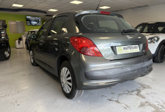 Peugeot 207 Essence 1,4 i 90 CV exécutive 5 P