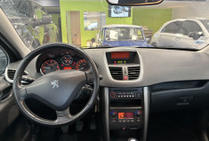 Peugeot 207 Essence 1,4 i 90 CV exécutive 5 P
