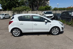 Opel Corsa D 1.4 / 100 CH / EDITION 
