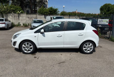 Opel Corsa D 1.4 / 100 CH / EDITION 