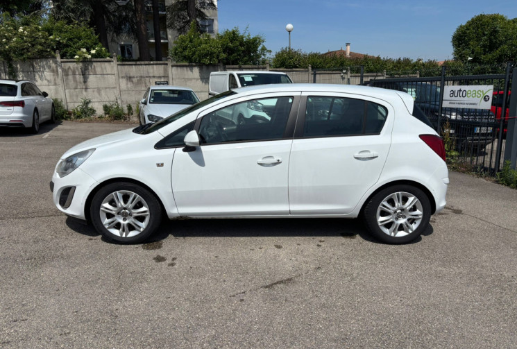 Opel Corsa D 1.4 / 100 CH / EDITION 