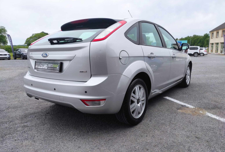 Ford Focus 1.6 TDCI 90 CH TREND + CLIM REGULATEUR TBE CT OK 