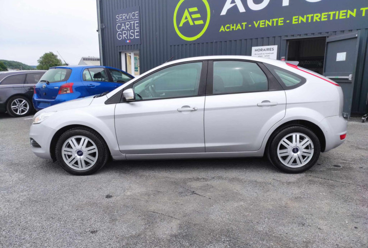 Ford Focus 1.6 TDCI 90 CH TREND + CLIM REGULATEUR TBE CT OK 