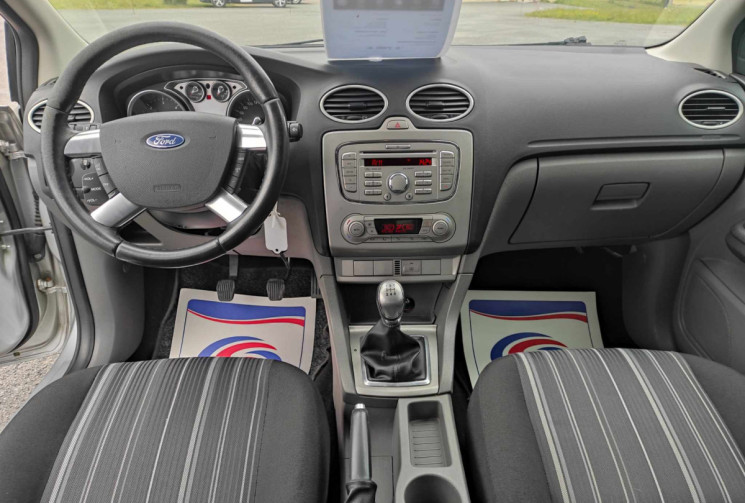 Ford Focus 1.6 TDCI 90 CH TREND + CLIM REGULATEUR TBE CT OK 