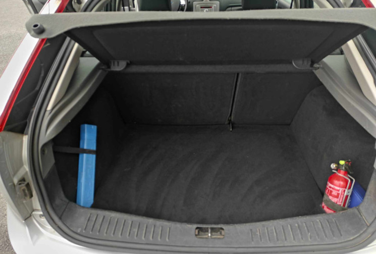 Ford Focus 1.6 TDCI 90 CH TREND + CLIM REGULATEUR TBE CT OK 