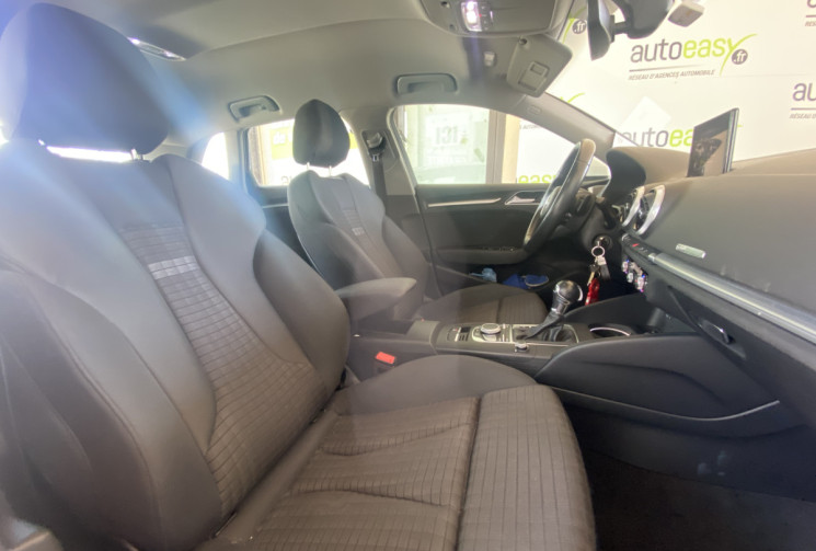Audi A3 Sportback II 2.0 TFSI S LINE S-Tronic7 190 ch / Boîte auto