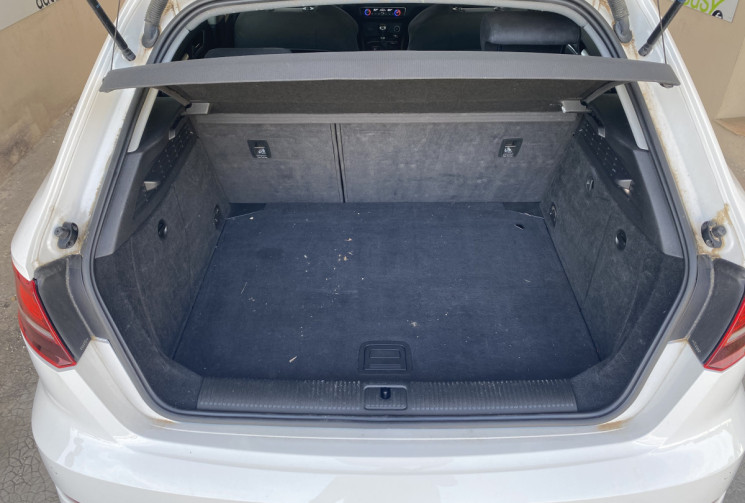 Audi A3 Sportback II 2.0 TFSI S LINE S-Tronic7 190 ch / Boîte auto