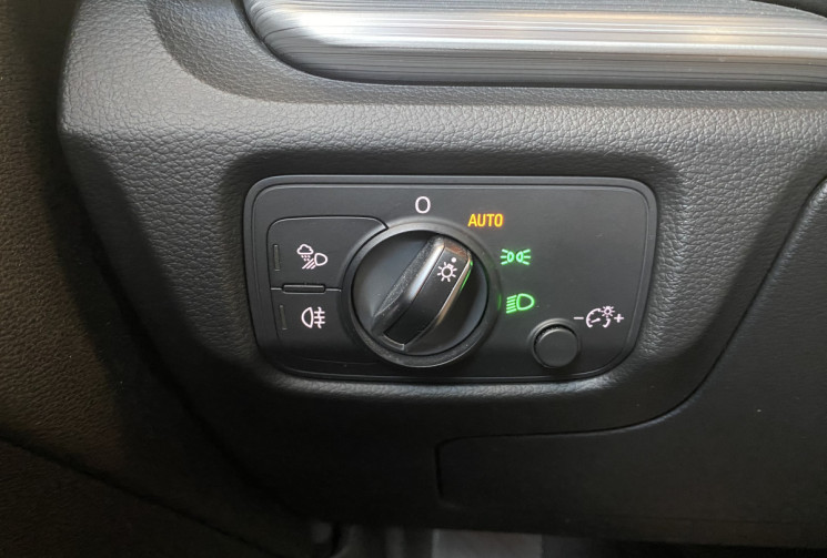 Audi A3 Sportback II 2.0 TFSI S LINE S-Tronic7 190 ch / Boîte auto