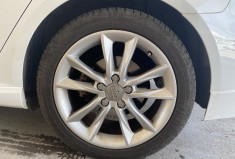 Audi A3 Sportback II 2.0 TFSI S LINE S-Tronic7 190 ch / Boîte auto