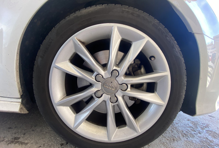 Audi A3 Sportback II 2.0 TFSI S LINE S-Tronic7 190 ch / Boîte auto