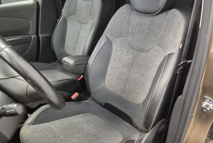 Renault Captur 0.9 tce 90 ch INTENS