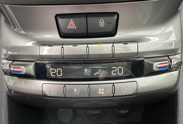 Peugeot 208 1.6 e-HDi 92ch 3p XY (équivalent GT LINE)