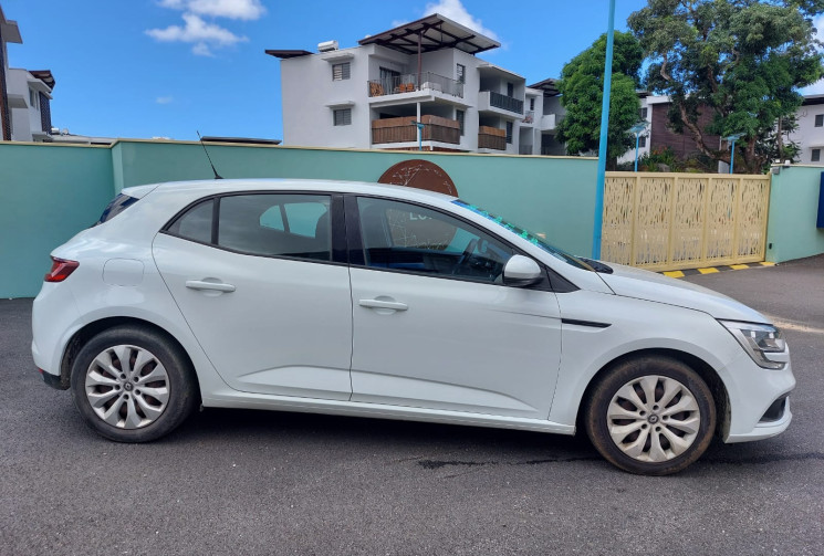 Renault Megane 1.5 Blue dCi 95ch Business // Première main // Bon état