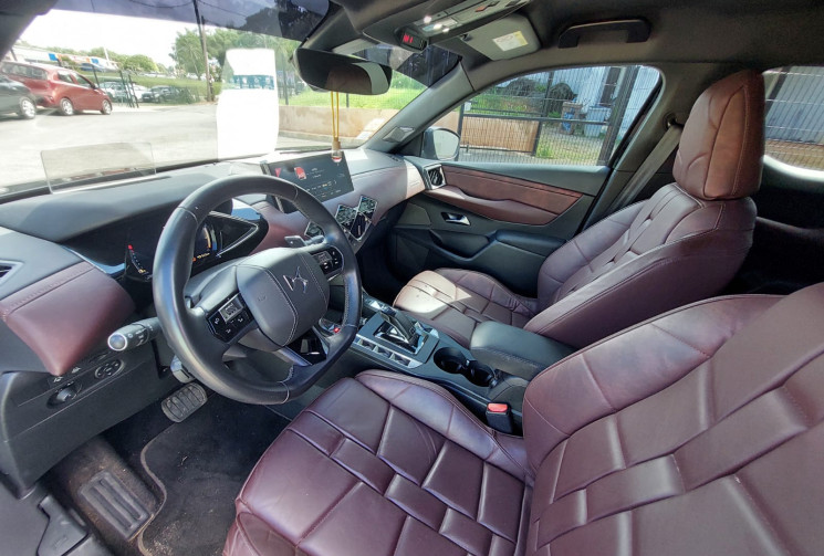 DS DS 3 Crossback Grand Chic 1.2 THP Puretech 12V EAT8 S&S 155 cv Boîte auto // Full options
