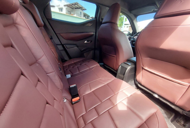DS DS 3 Crossback Grand Chic 1.2 THP Puretech 12V EAT8 S&S 155 cv Boîte auto // Full options
