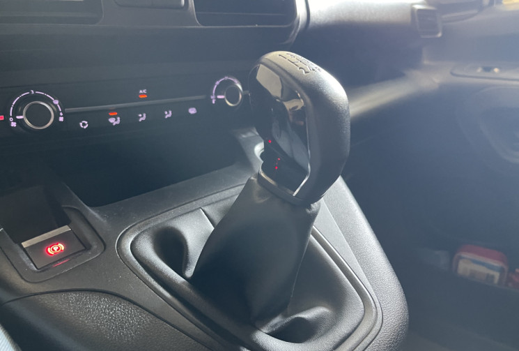 Peugeot Partner III Standard 650kg BlueHDi 100ch S&S BVM5 Asphalt / MOTEUR NEUF 20000KM / PRIX TTC