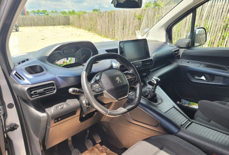 Peugeot Rifter STANDARD BLUEHDI 130 S&S BVM6 ALLURE