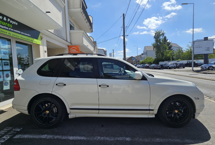 Porsche Cayenne S 4.8 V8 385 CV TIPTRONIC 4 pneus neufs BOSE Toit Ouvrant ECHAPPEMENT PORSCHE