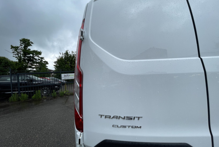 Ford Transit L1H1 / 2.0 / 170 CH / CUSTOM / ECOBLUE
