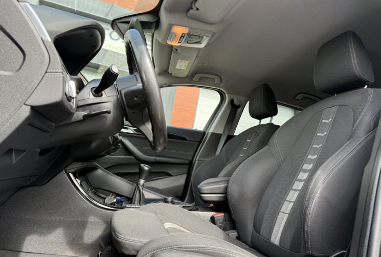 BMW X2 F39 18i sDrive 1.5i 140 ch Lounge/ Attelage