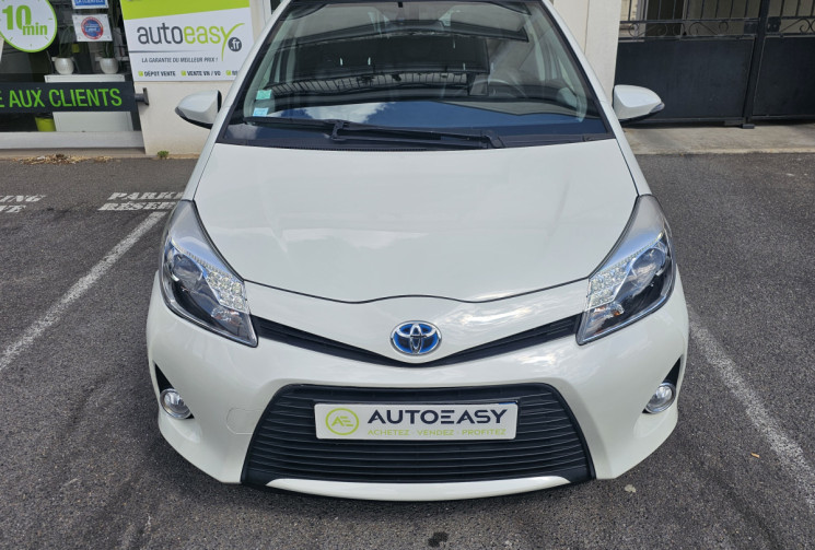 Toyota Yaris HSD 100h Style 5p