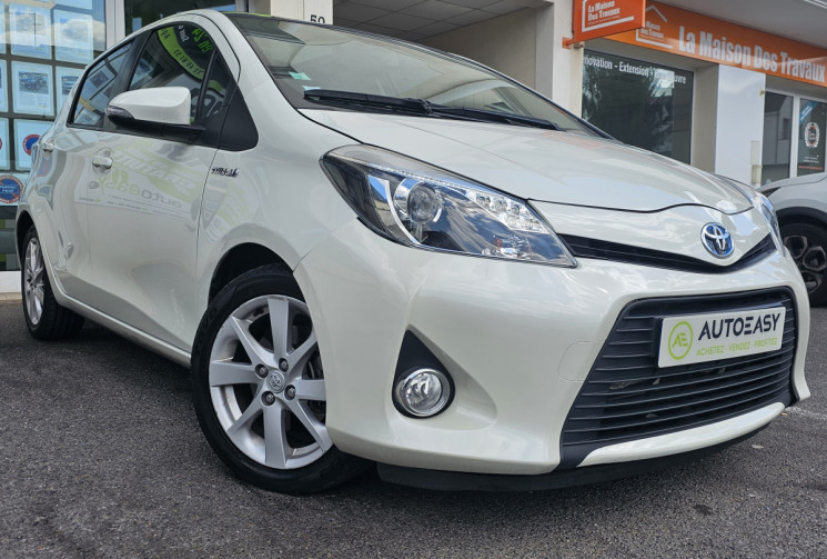 Toyota Yaris HSD 100h Style 5p