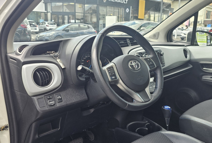 Toyota Yaris HSD 100h Style 5p