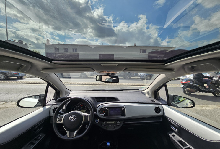 Toyota Yaris HSD 100h Style 5p