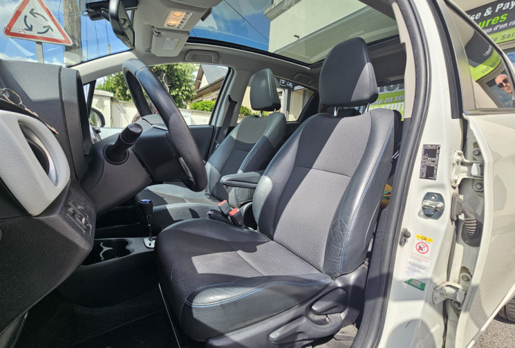 Toyota Yaris HSD 100h Style 5p