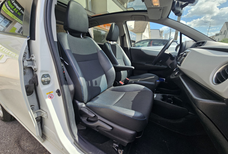 Toyota Yaris HSD 100h Style 5p
