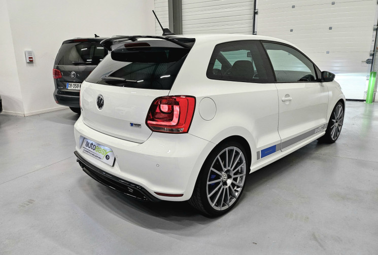 Volkswagen Polo  WRC 2.0 TSI 16V 220 cv / 100% origine / france / suivi volkswagen
