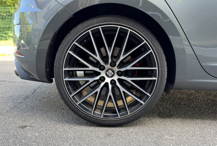 SEAT Leon Cupra 5F 2.0 TSI 300 ch DSG6 / Sans FAP / Camera / Carplay / Entretien à jour