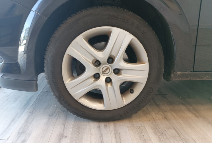 Opel Astra H GTC (L08) 1.7 CDTI 110 cv 1ère main
